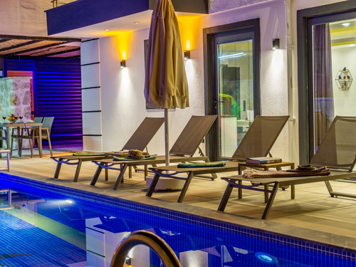  gece  -  Kasım
  | Kalkan Patara’da Jakuzili ve Korunaklı Özel Havuzlu Villa